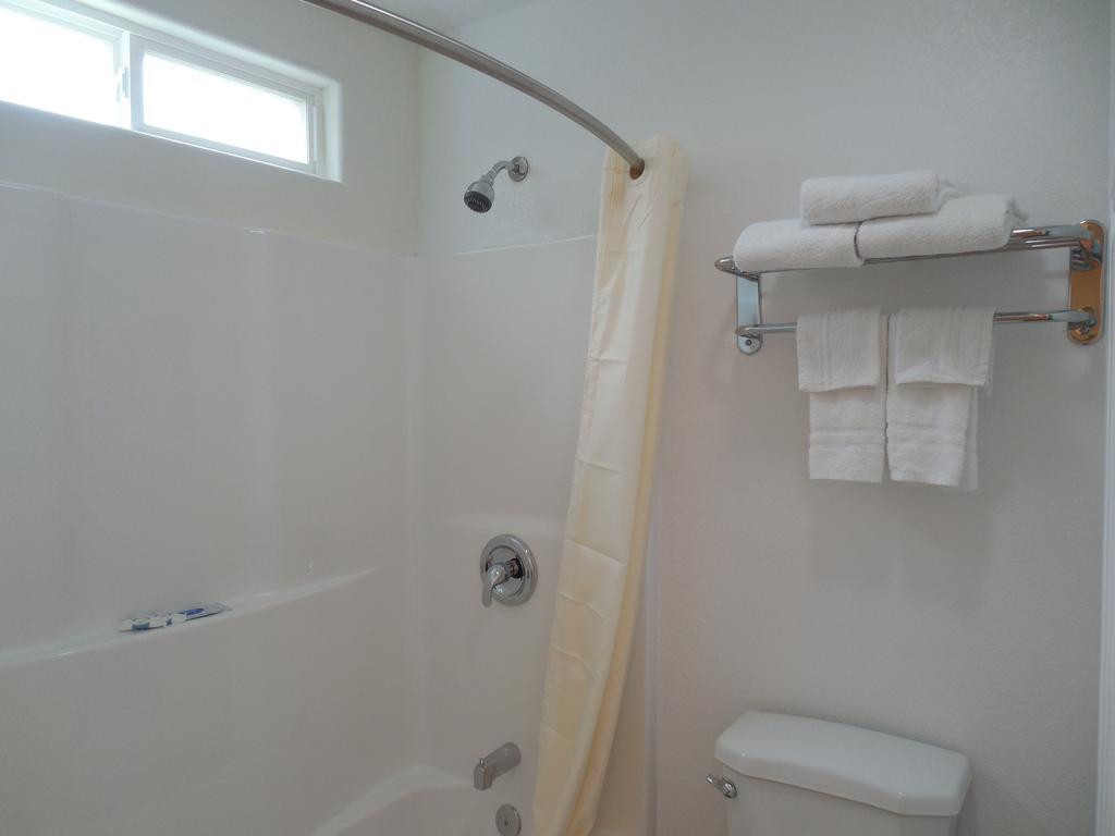 Coast Inn Oceanside Zimmer foto